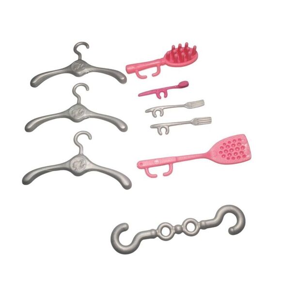 Small Lot Of Barbie Doll Accessories - Picture 1 of 1